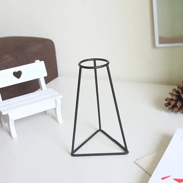 Minimalistic Iron Stem Holder