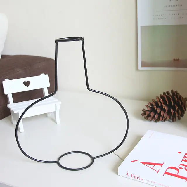 Minimalistic Iron Stem Holder