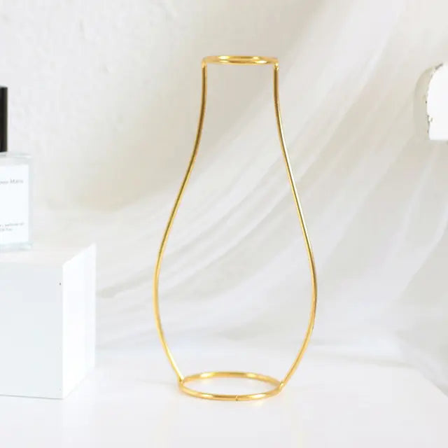 Minimalistic Iron Stem Holder